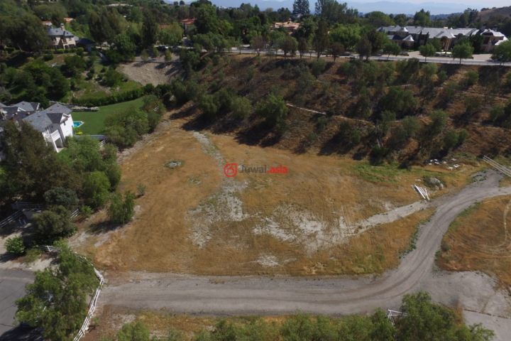 美国加州隐山总占地5689平方米的土地