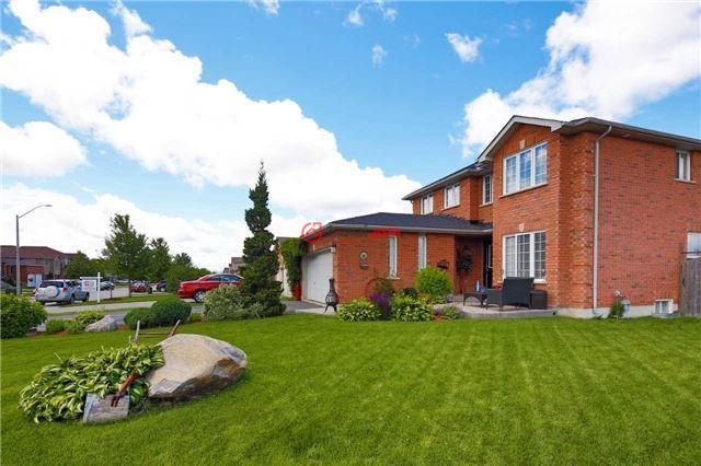 加拿大安大略省巴里6卧4卫的房产